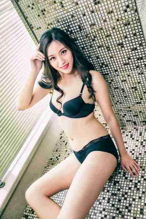 [大名模网]﻿ID0001 2014第1期 女神巍巍私房大片 