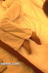 [feetweek性感丝袜美足美腿视频]ID0442 2005.02.01-020