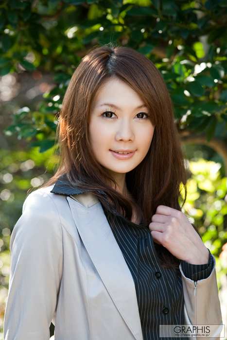 Graphis套图ID0674 2009-12-04 [Graphis Gals] Erika Kirihara 