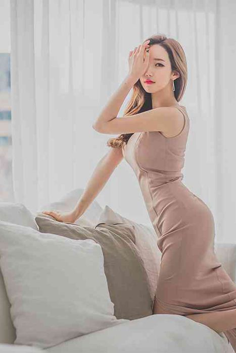 [李妍静绝美高雅气质写真]ID0041--性感提示：酥胸
