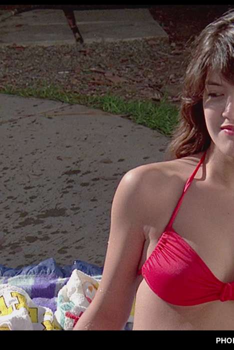 [mrskin写真]ID0001-Phoebe Cates--性感提示：撕破丝袜若