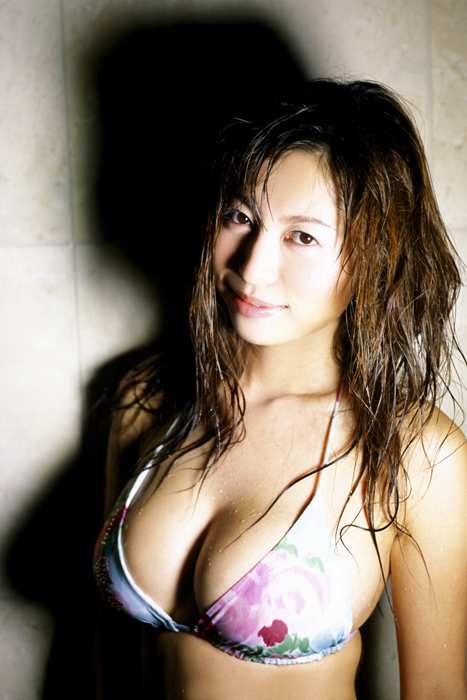 巨乳少妇昏暗灯光下的诱惑[NS-Eyes性感美女]No.0