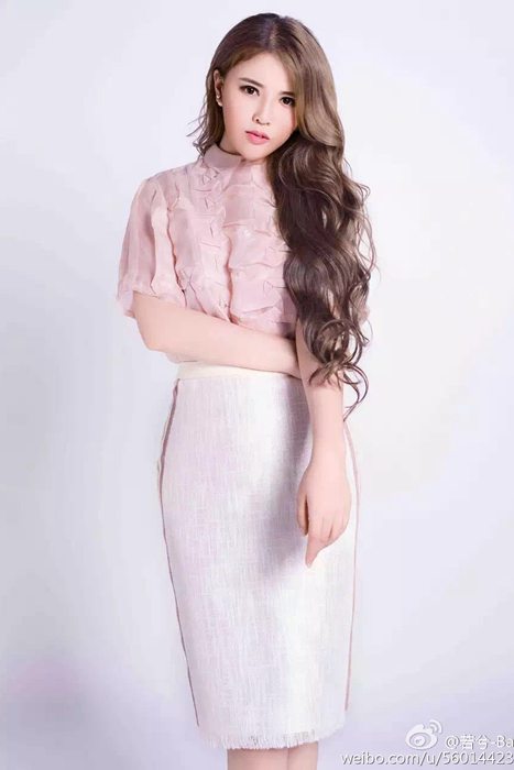 [微博配图精选]ID0077 rx--性感提示：一颦一笑熟女
