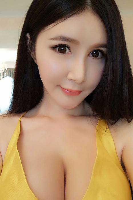 [微博网红]ID0490 顾欣怡--性感提示：迷人丝臀高叉
