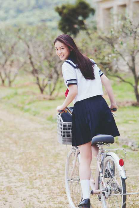 [唯美写真杂集]ID0051 2011.06.20 武井咲 写真集 PLU