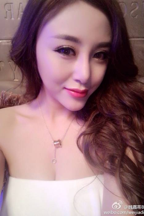 [唯美写真杂集]ID0357 超跑女神 魏嘉蒂 性感私房照
