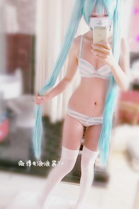 [萝莉液液酱YeYe写真]ID0003 初音未来公主殿下 [2