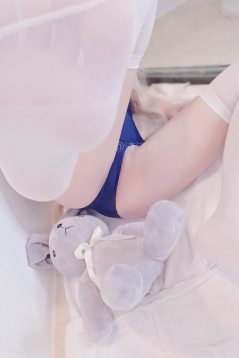 [萝莉液液酱YeYe写真]ID0009 穹妹死库水 [25P+3V-57M