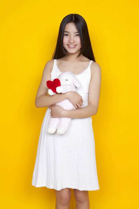 气质清纯的学生美女[YS-Web]Vol.393 AKB48 Haruka Shima