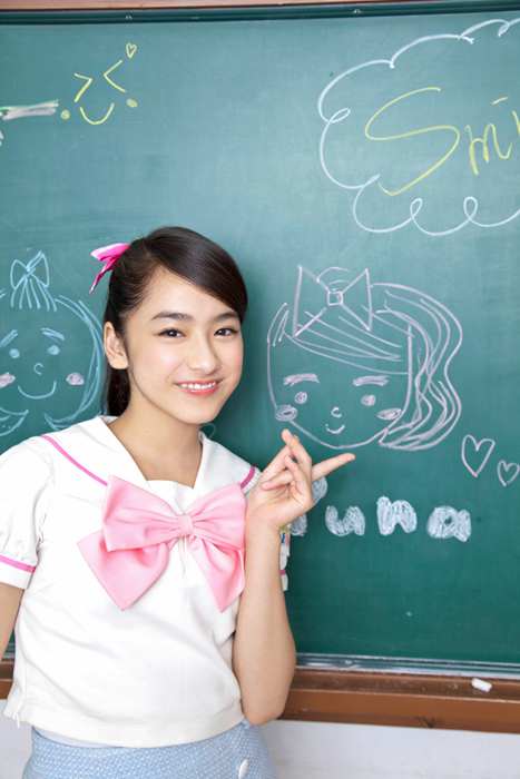 清纯学生妹教室写真[YS-Web]Vol.529 含视频 おはガー