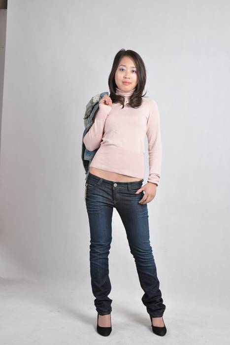 [中国模特写真]ID0140 YITING--性感提示：容颜美丽豹